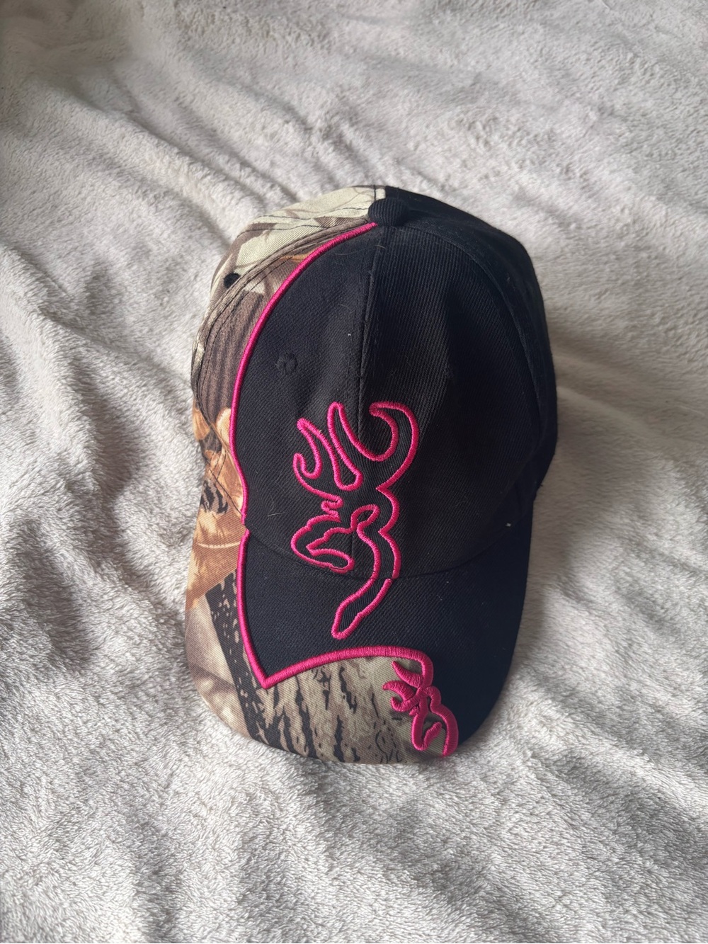 FREE with purchase - Browning For Her - Women’s Baseball Cap